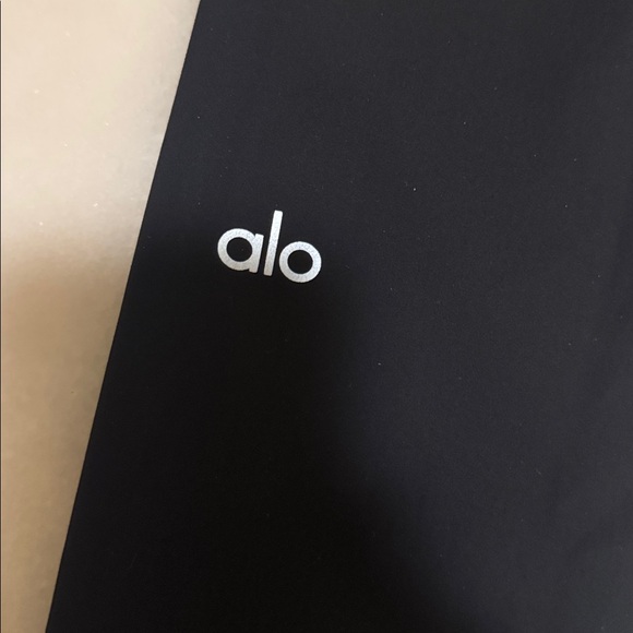 ALO Ripped Warrior Leggings - Black - Picture 6 of 6